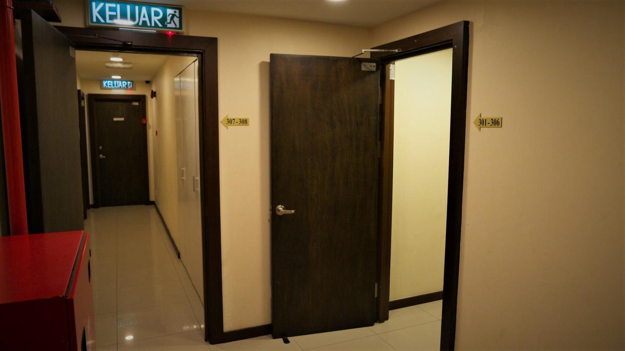 中转酒店 拉布安 外观 照片